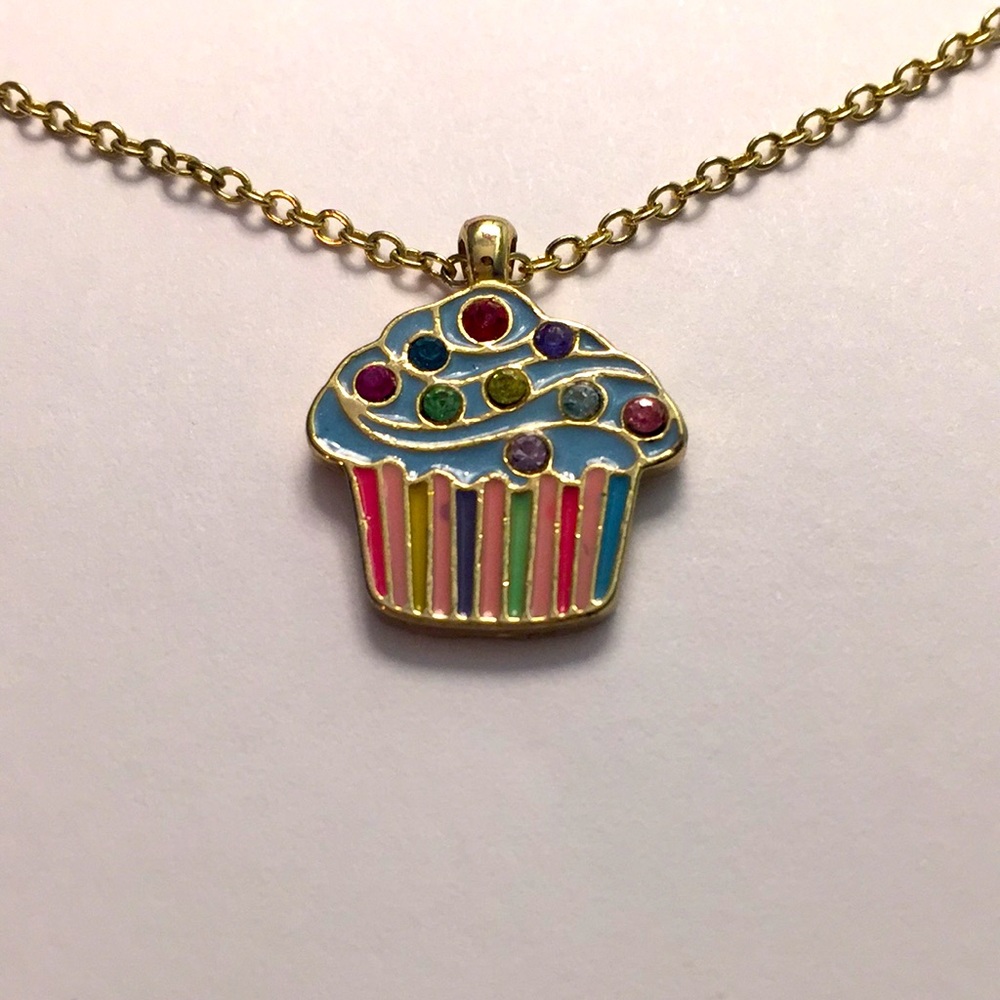 Cupcake Necklace